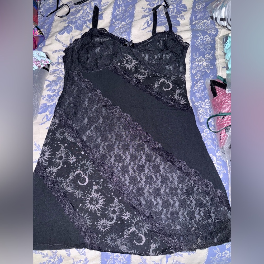 Hot Topic Black Lace Maxi Dress